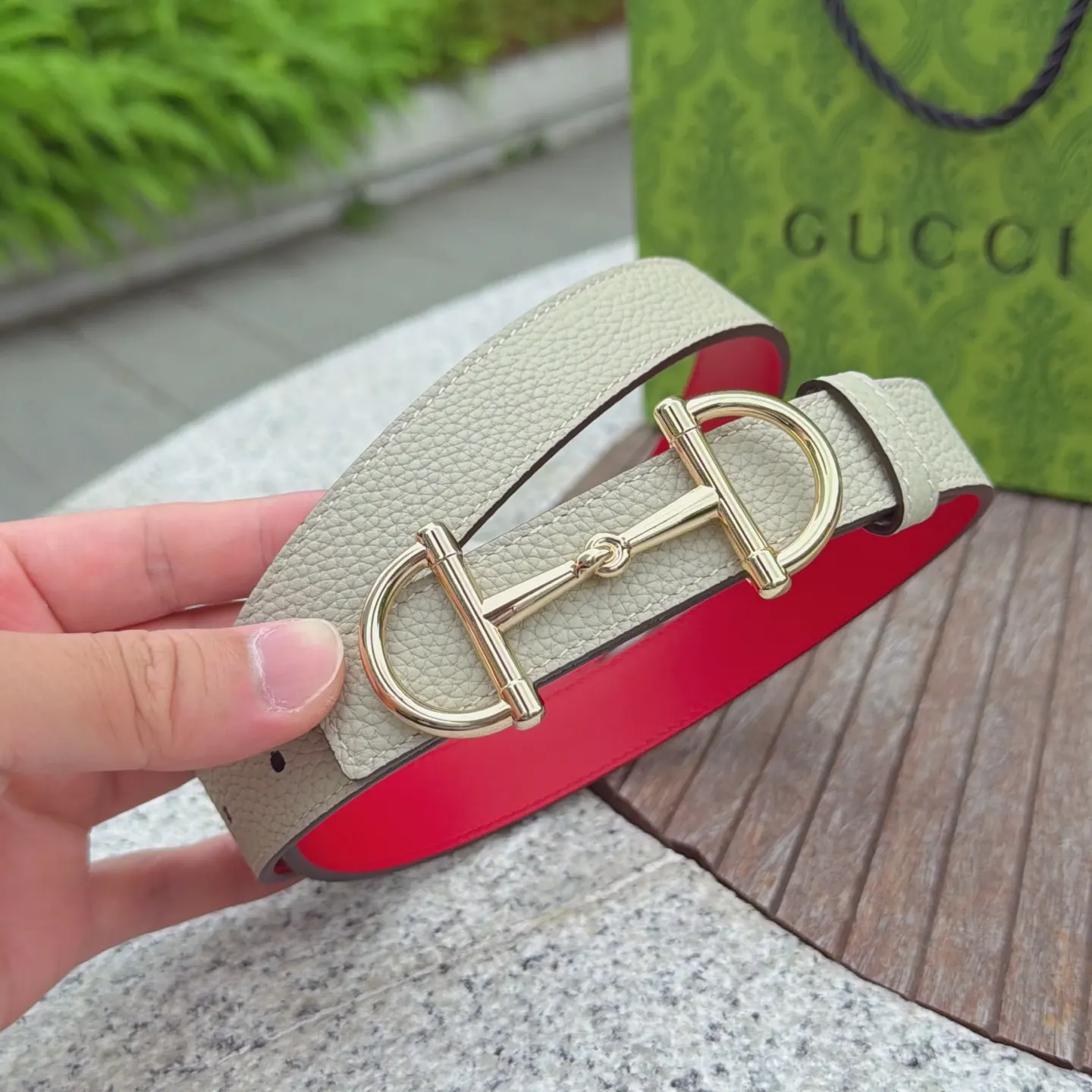 Gucci Double G 双G扣牛皮双面腰带