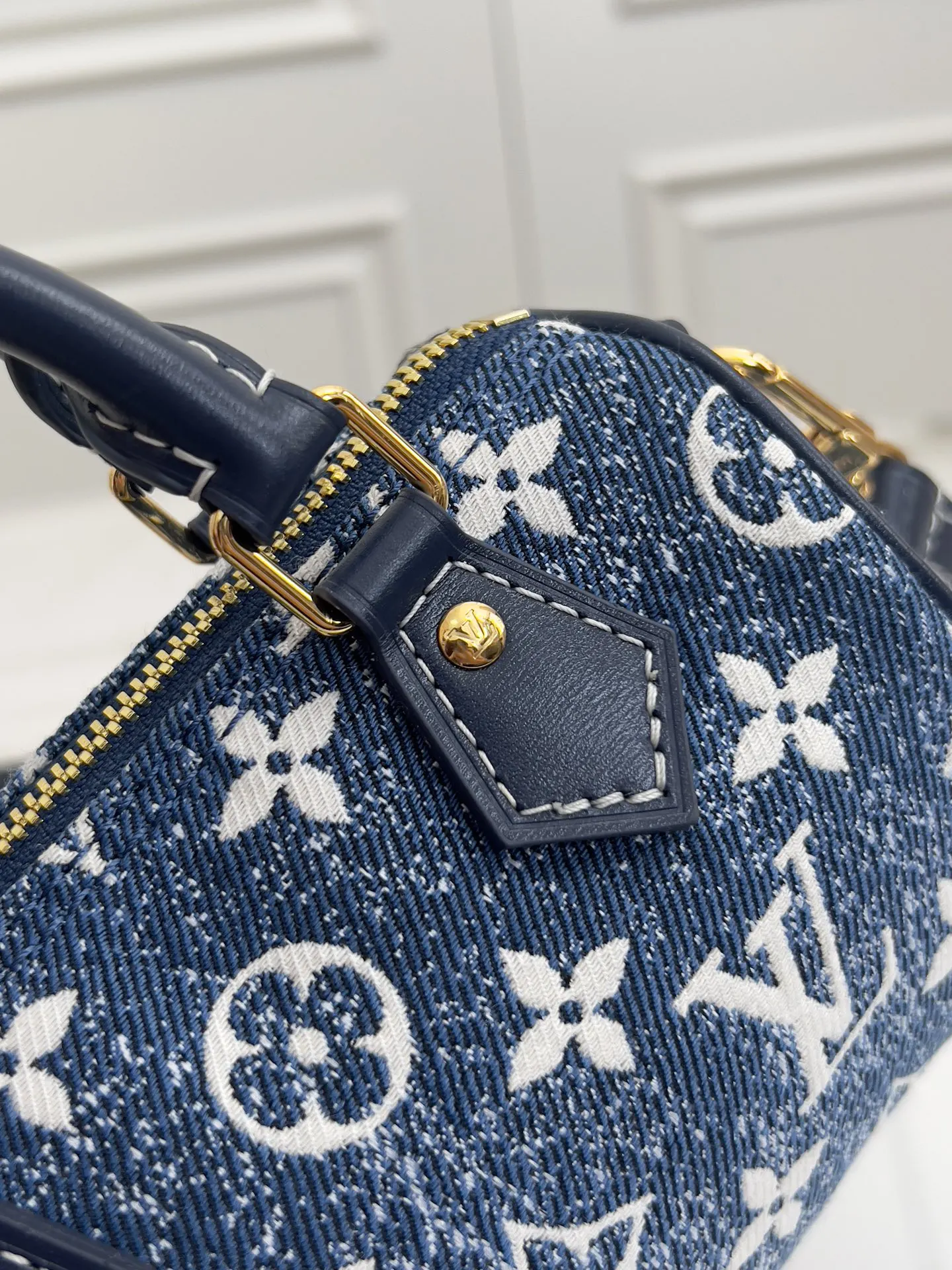 Louis Vuitton M81213 Monogram Handbag