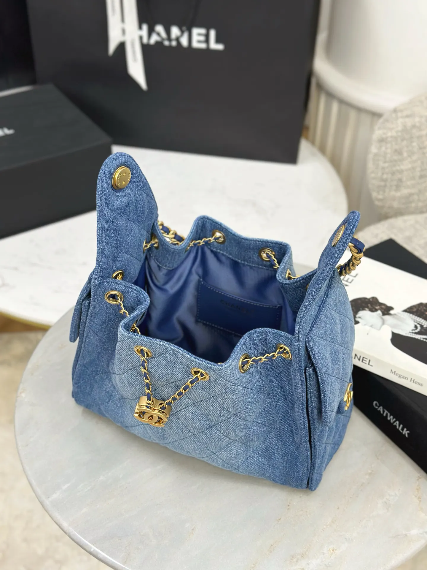 Chanel 牛仔 抽绳 水桶包