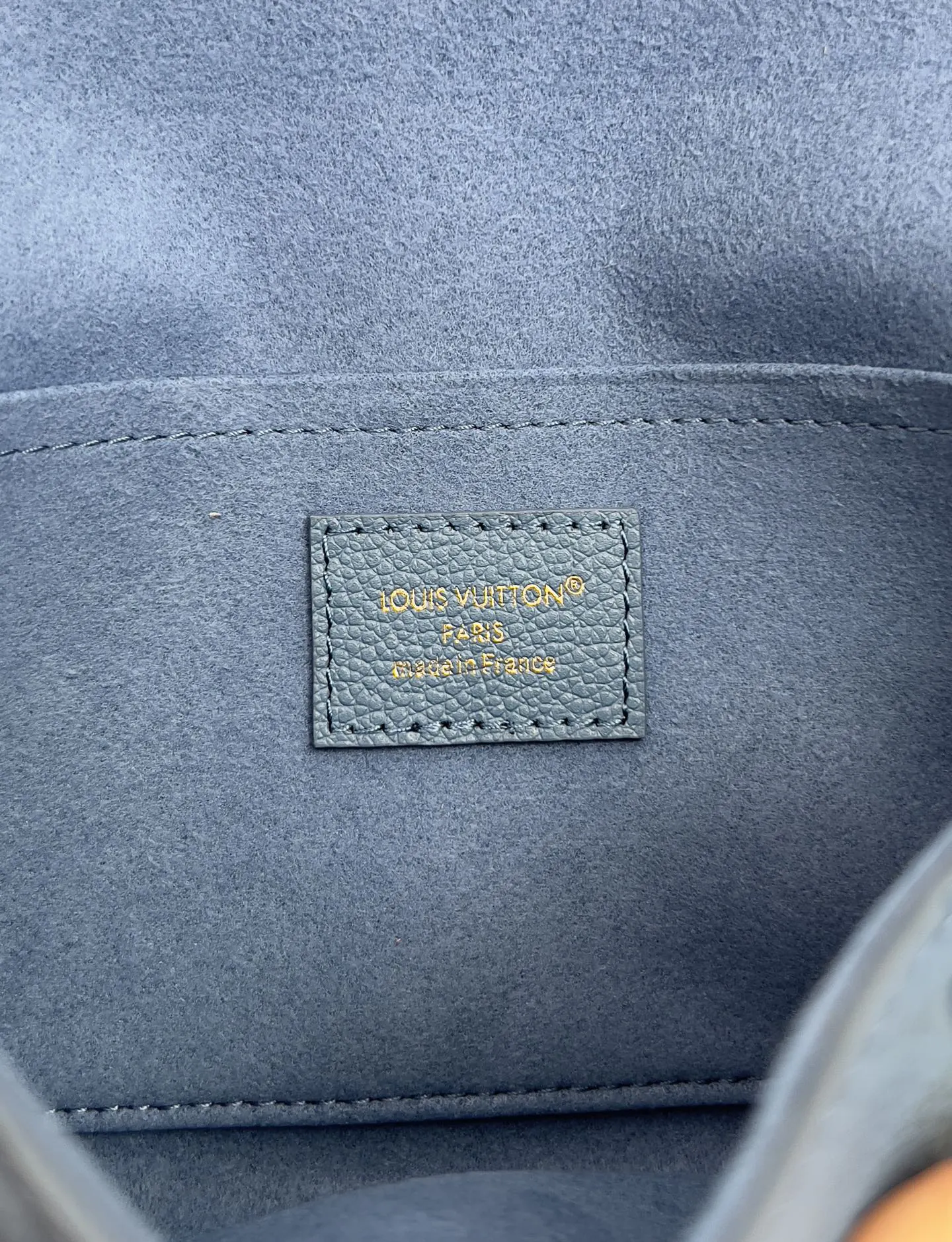 Louis Vuitton M64064 黑色 老花 单肩包 实拍款01