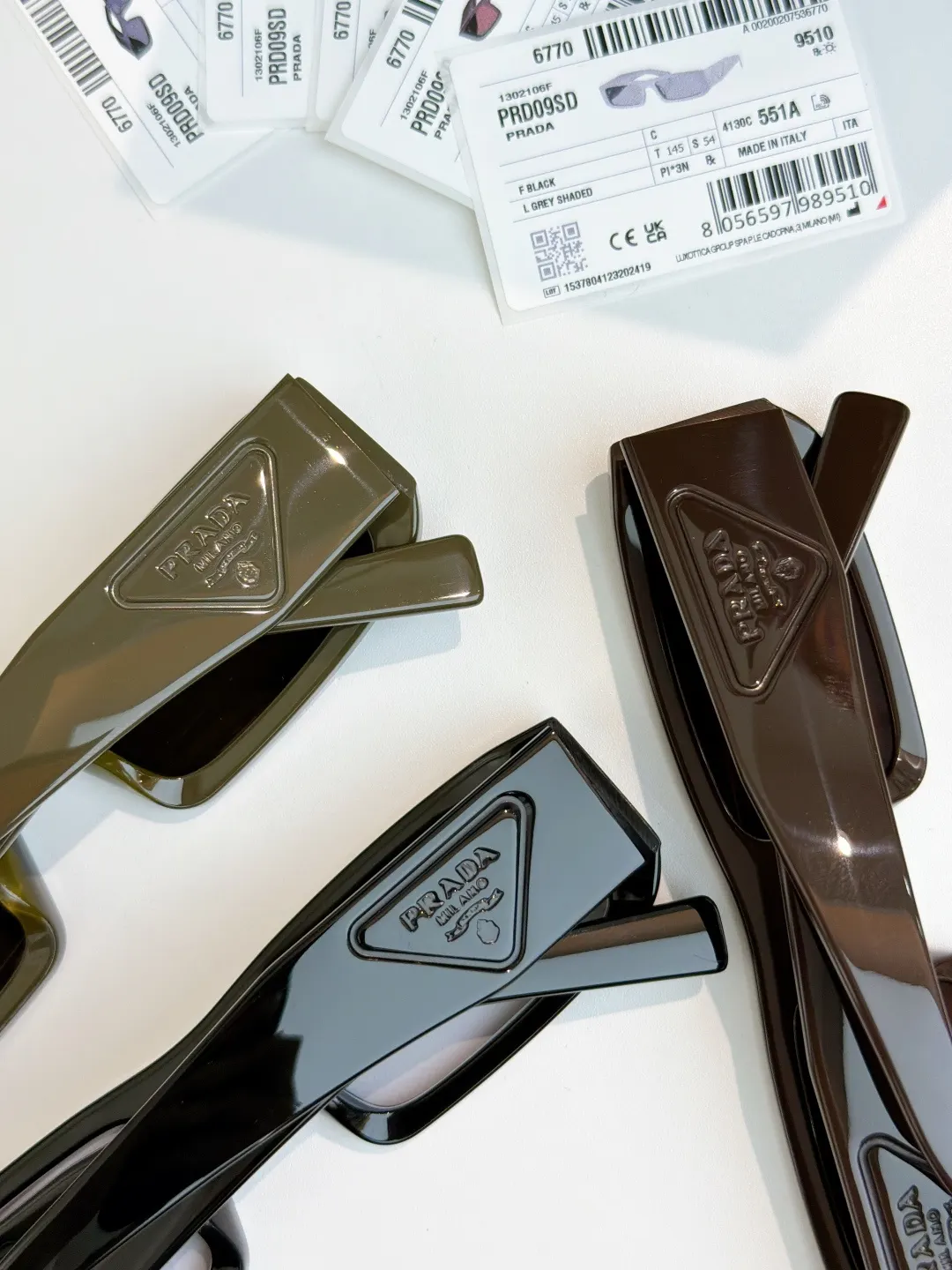 PRADA OPR D09SD 太阳眼镜 时尚遮阳款