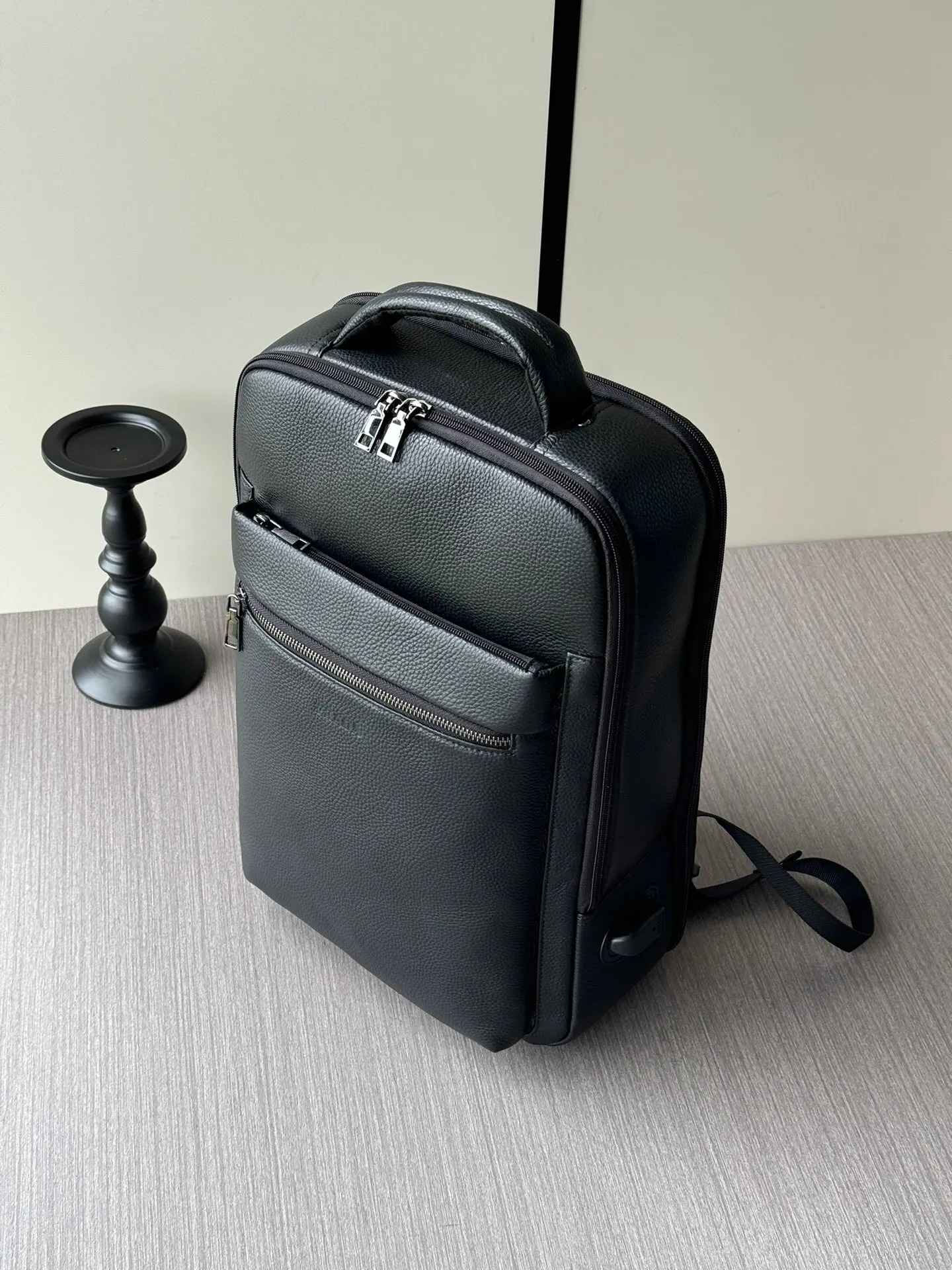 Prada 黑色 小牛皮 行李箱 旅行拉杆款 輕便出行款