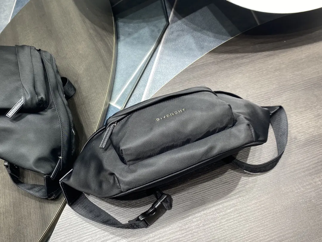 Givenchy 黑色 帆布 腰包 休閒腰包款