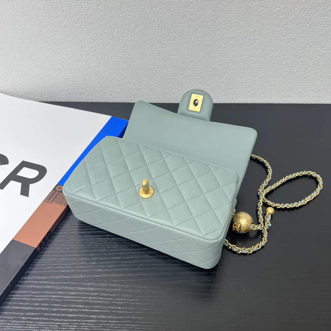 Chanel 綠色 皮革 翻蓋 鏈條包
