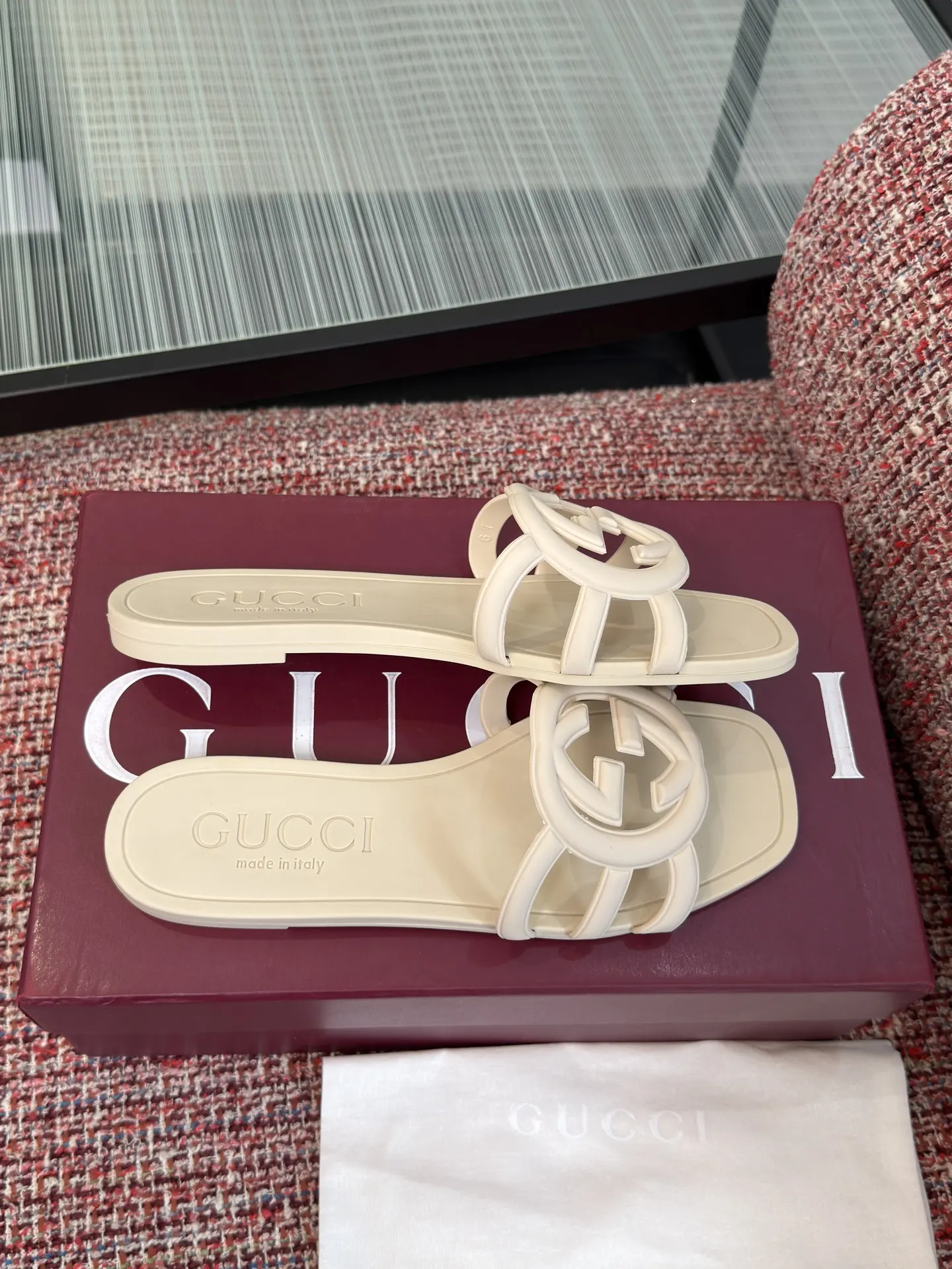 Gucci Interlocking G 米白色凉拖 休闲 运动鞋