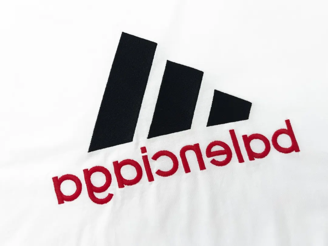 Adidas 白色 字母 刺绣 短袖T恤 日常百搭款