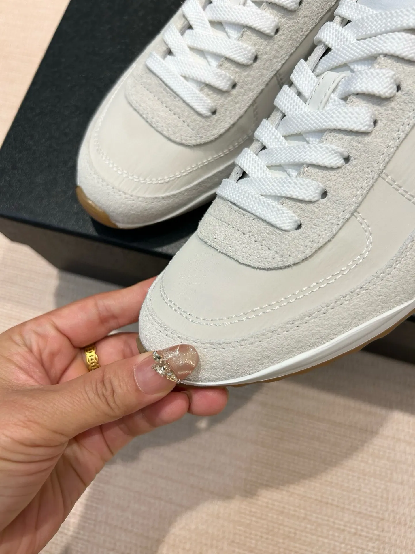 Chanel 雙C運動鞋(數字9) Chanel 雙C運動鞋(數字9)