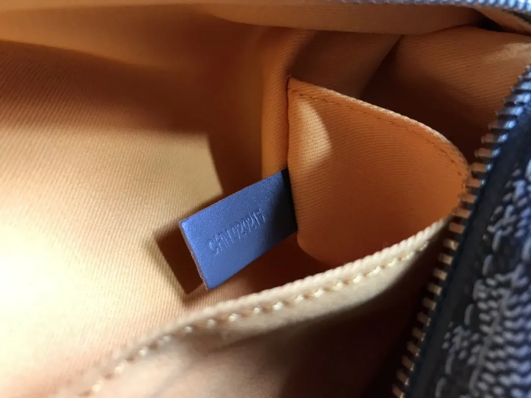 Goyard 款号 手拿包 精致手拿款