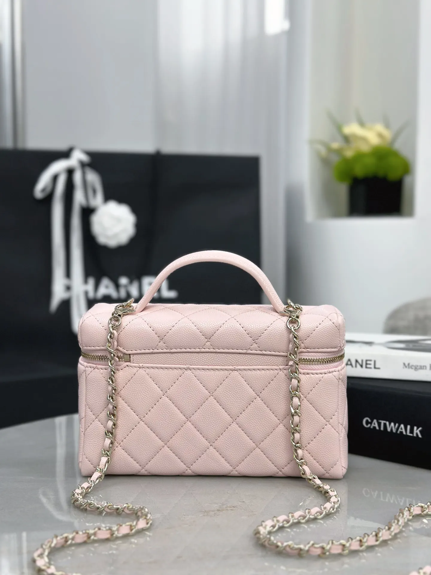 Chanel 19 小號 粉色 皮革 鏈條包