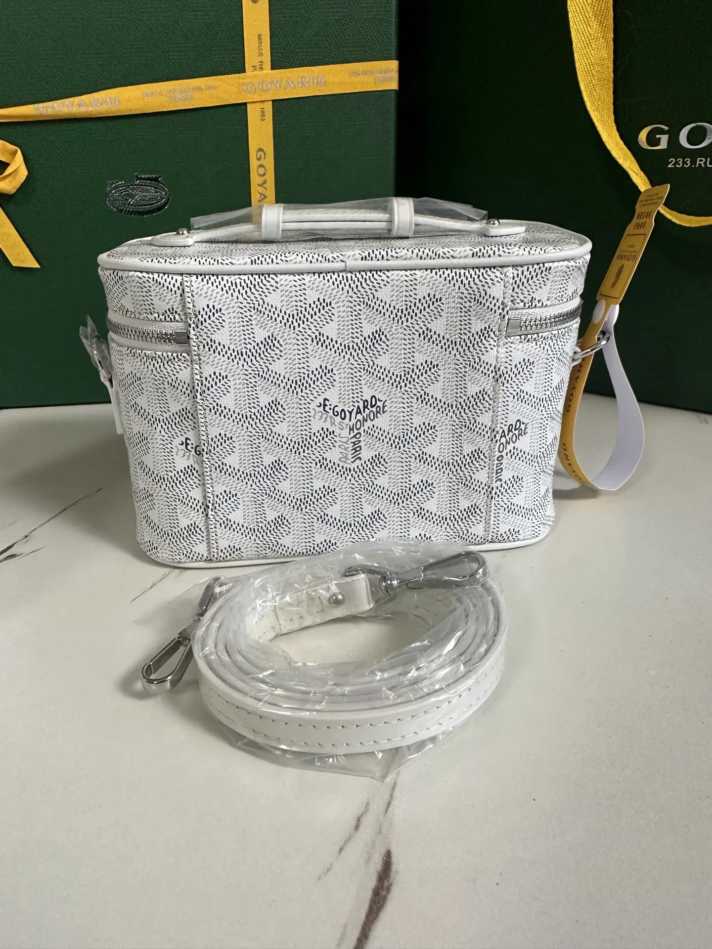Goyard 黃色 小牛皮 化妝包 便携收納款