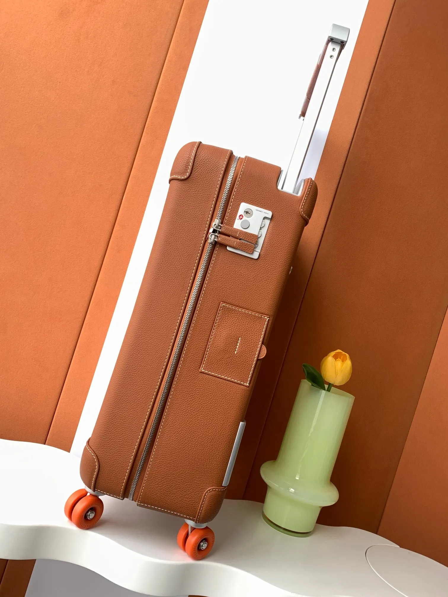 Rimowa Suitcase Travel Lightweight Image 9 Rimowa Suitcase Travel Lightweight Image 9