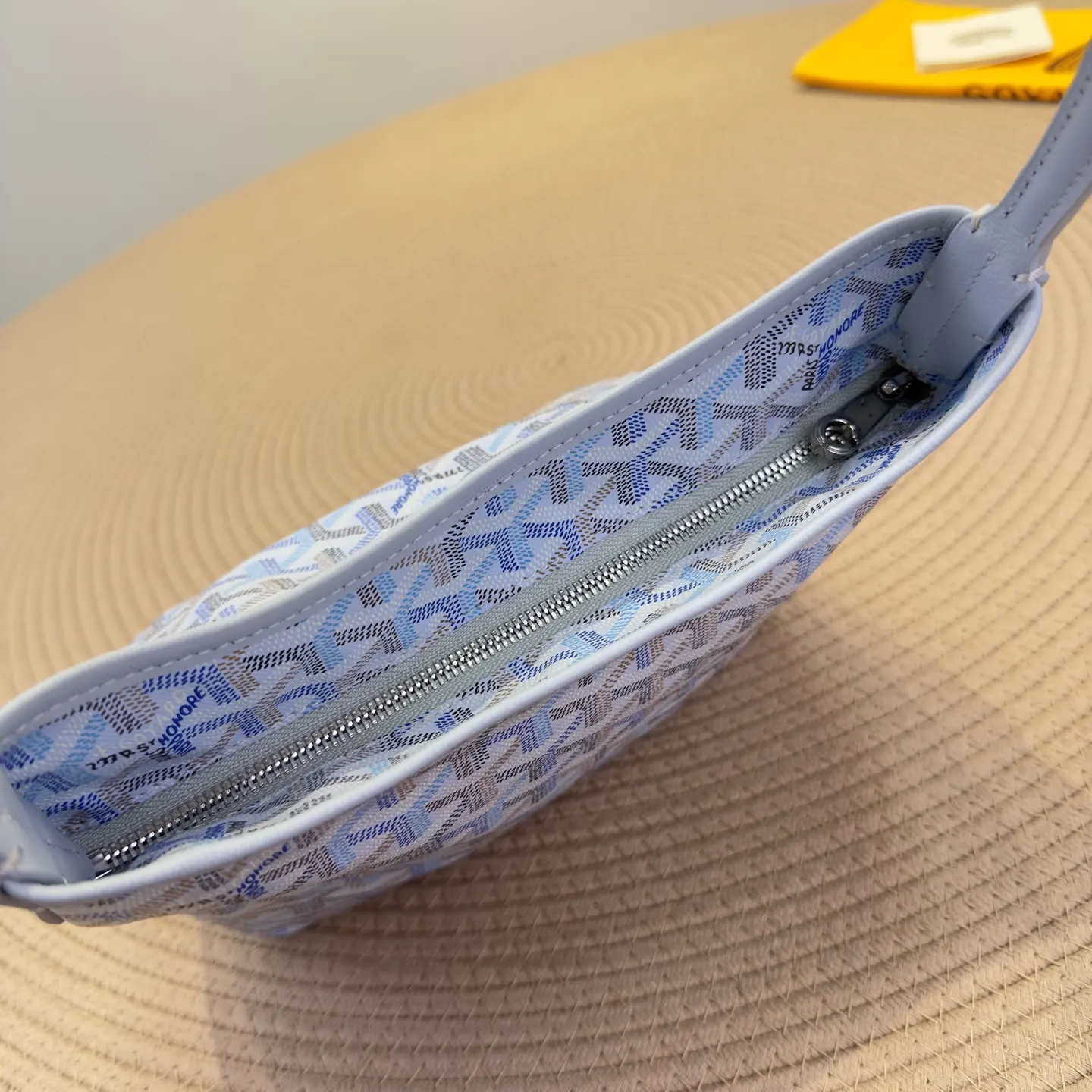 Goyard 粉色 腋下包 实拍款01 精选款