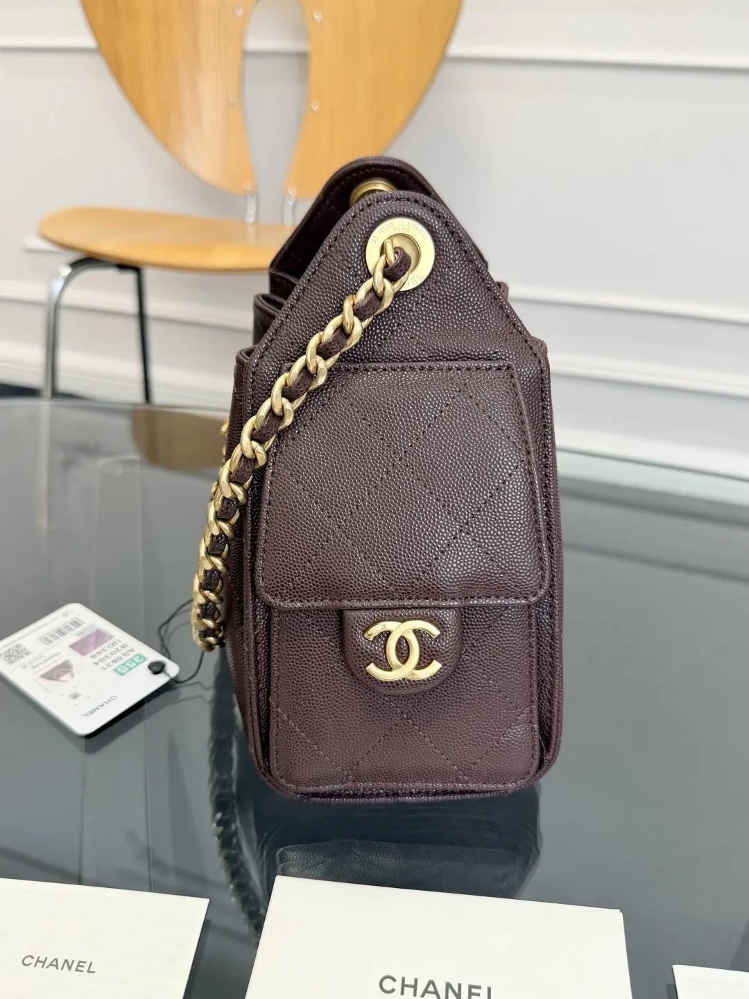 Chanel White Hobo Shoulder Bag Vintage Leather