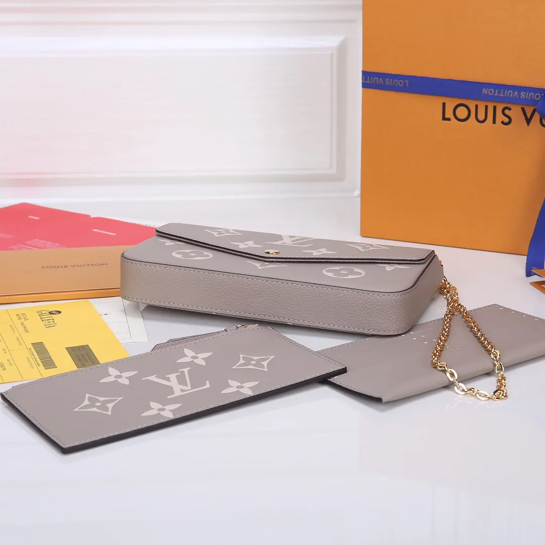 LV Pochette 雙肩包(數字4) LV Pochette 雙肩包(數字4)
