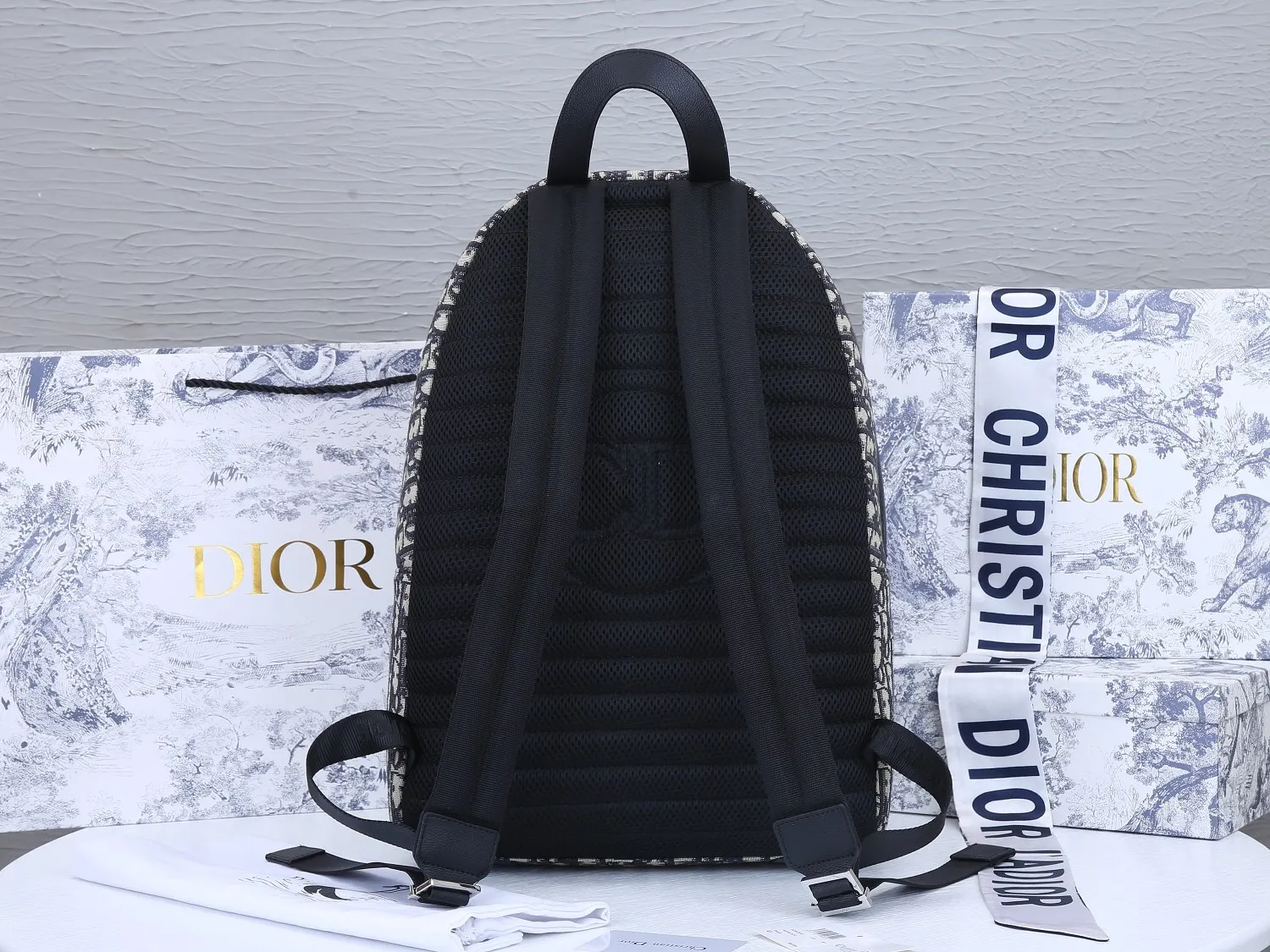 Dior 黑色 小牛皮 厂价 双肩包 实用双肩款