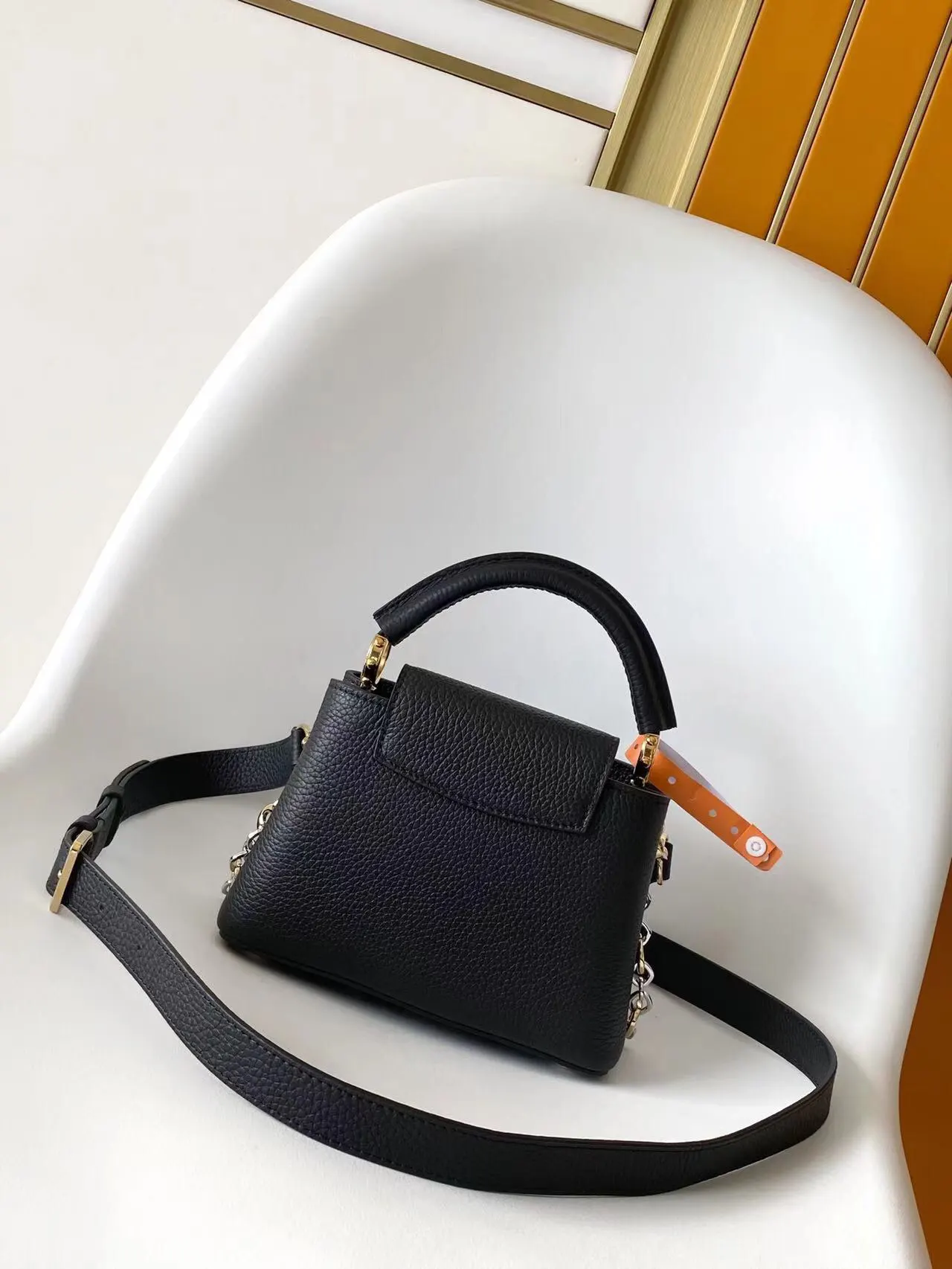 LV Capucines 黑色 米白 牛皮 链条包 精致链条款