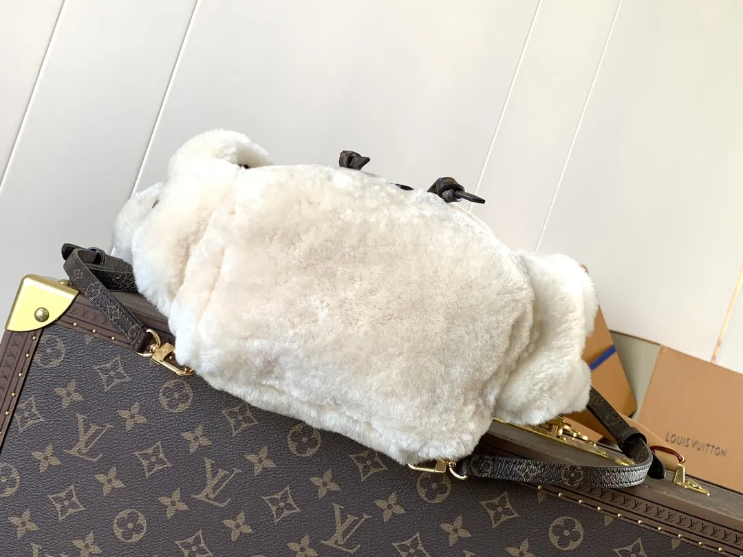 LV 帆布 Na雙肩包 实用雙肩款