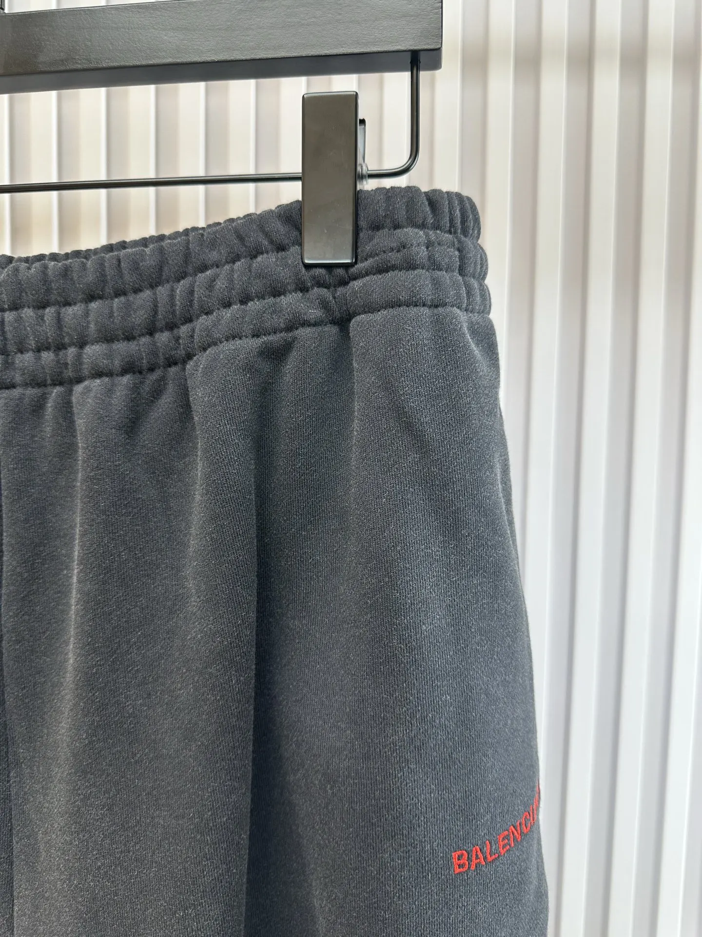 Balenciaga 黑色 纯棉 Logo 短裤 宽松休闲