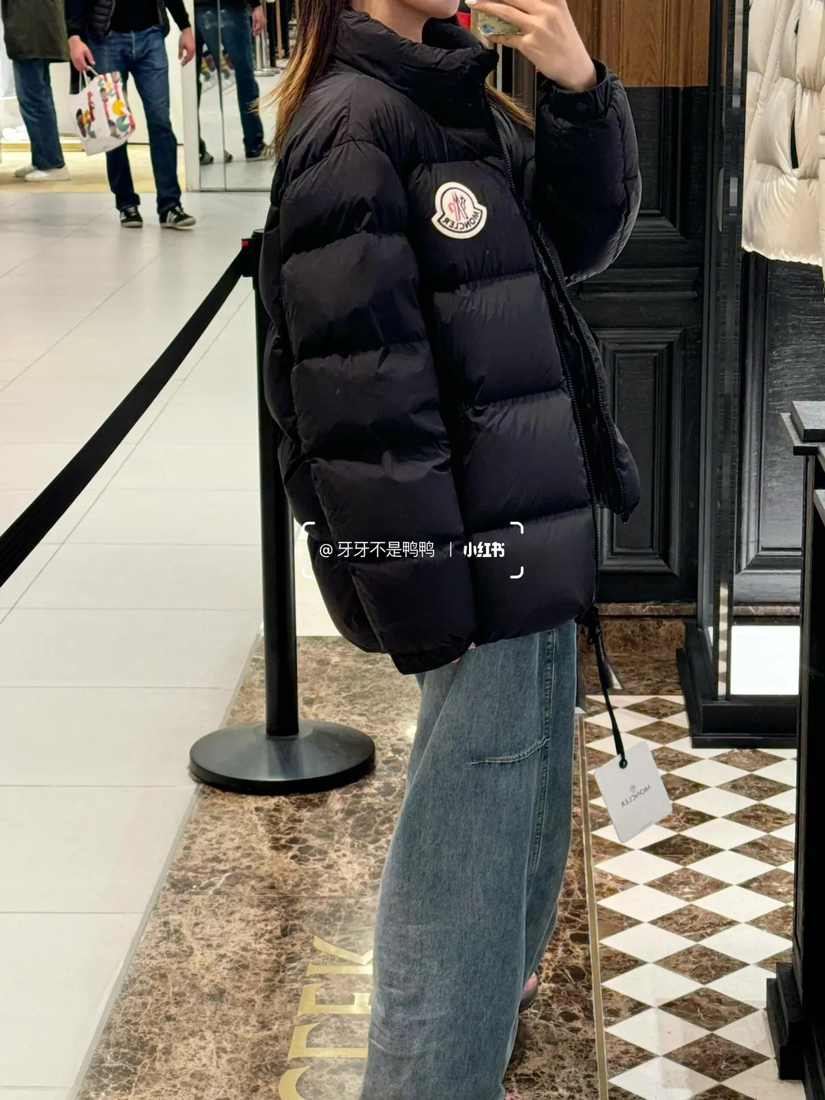 Moncler 黑色 羽绒服 保暖外套款