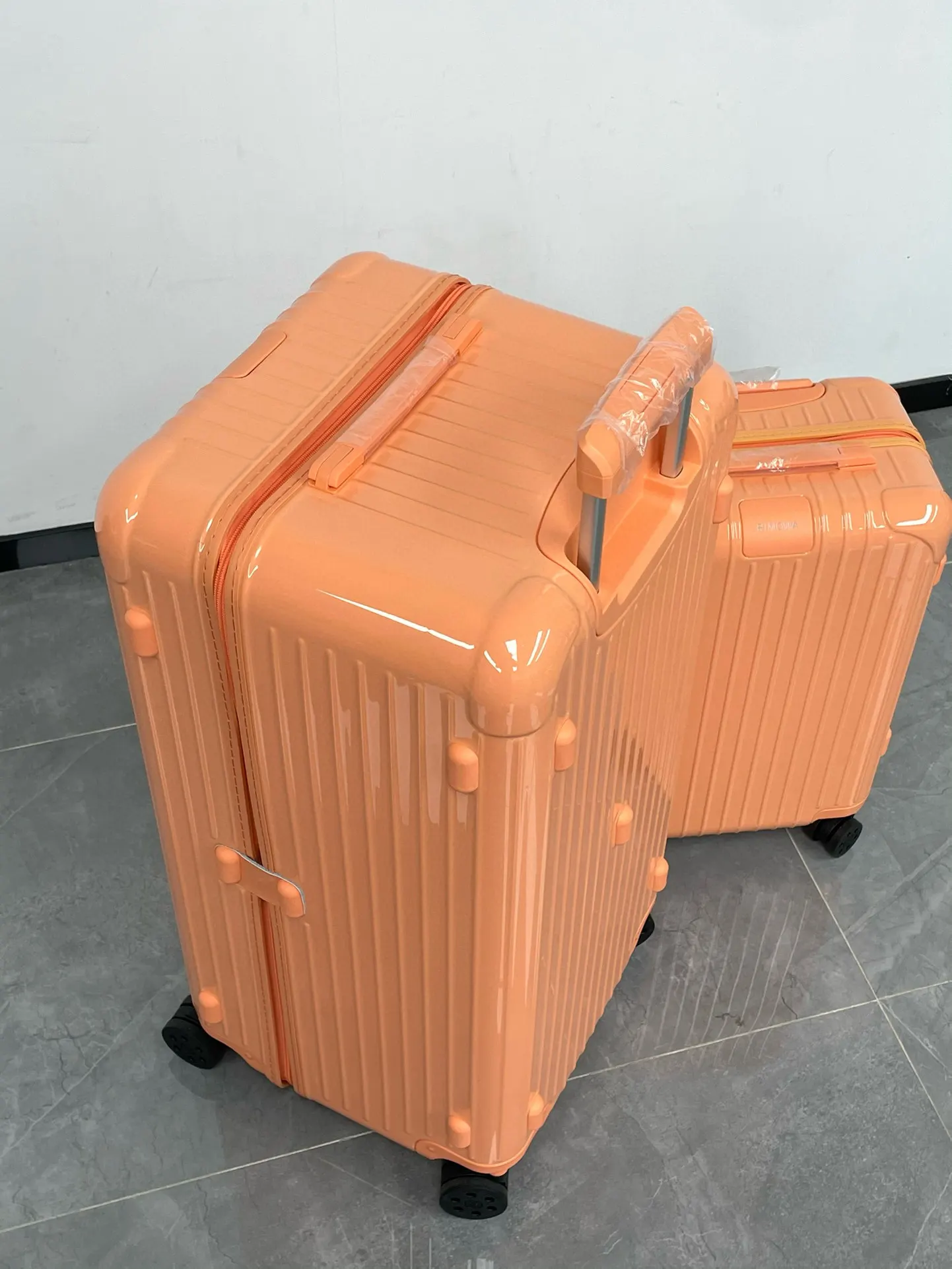 橙色 假日橙色 行李箱 旅行拉杆款 轻便出行款