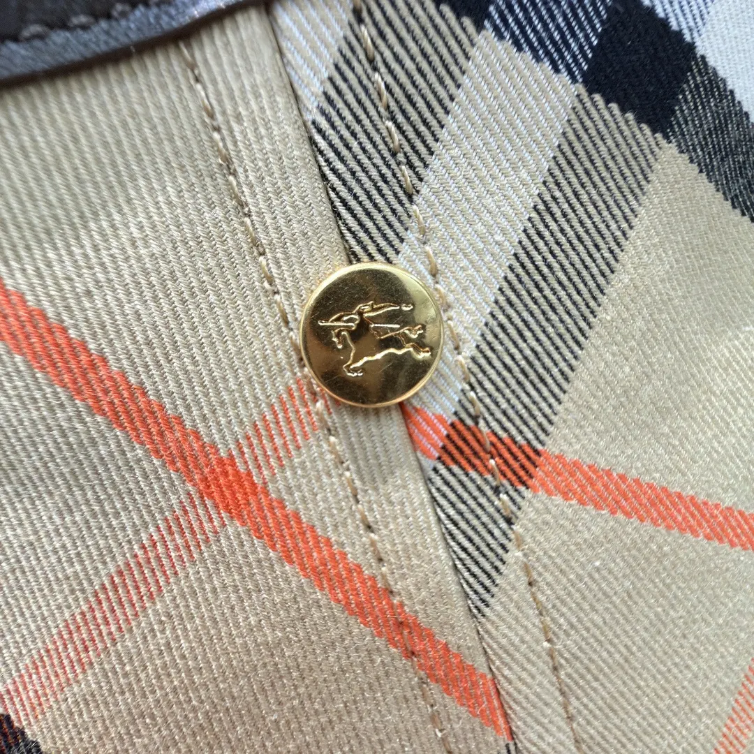 Burberry 小牛皮 雙肩包 实用雙肩款