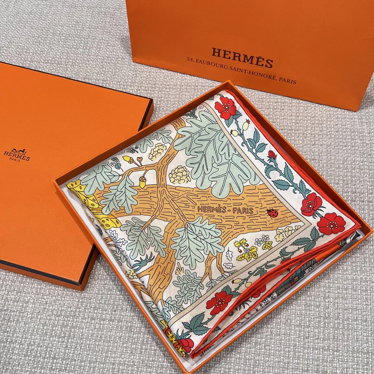 Hermes Fashion Item