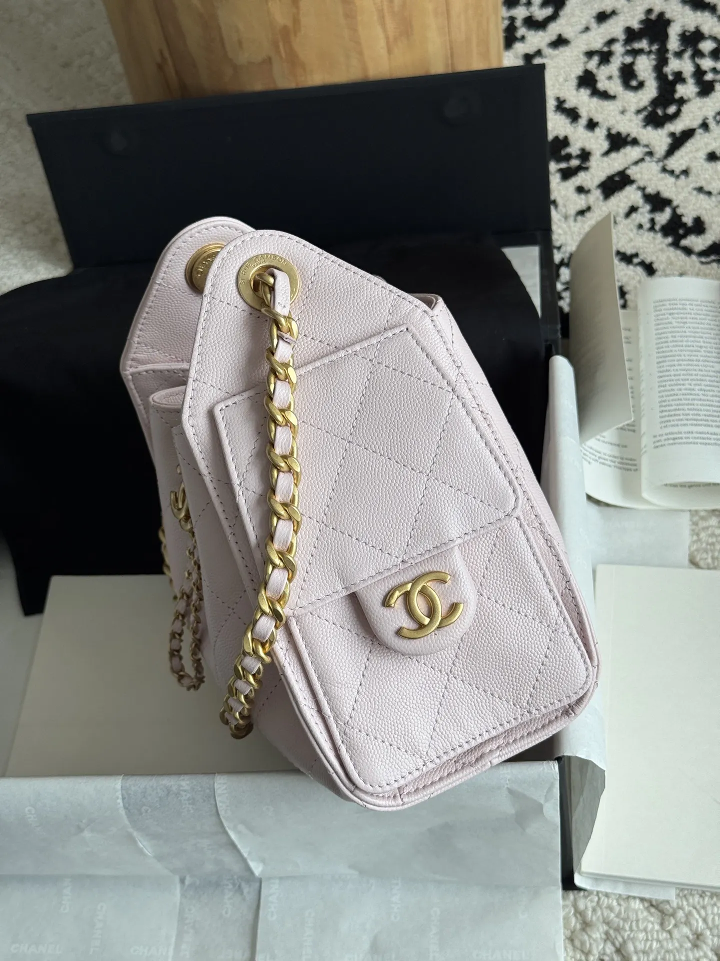CHANEL 白色 粉色 小牛皮 腋下包 復古腋下背款