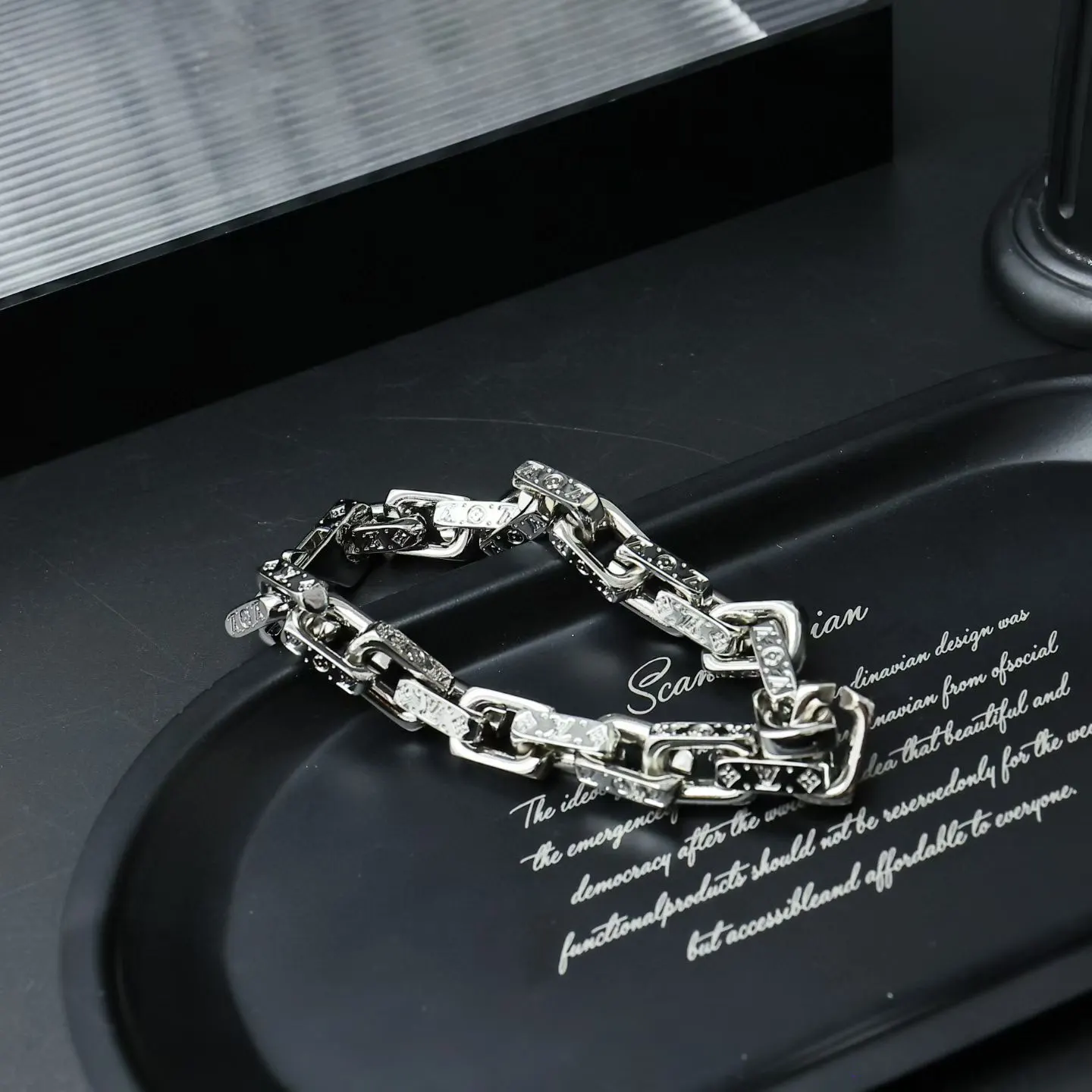 Louis Vuitton 项链
