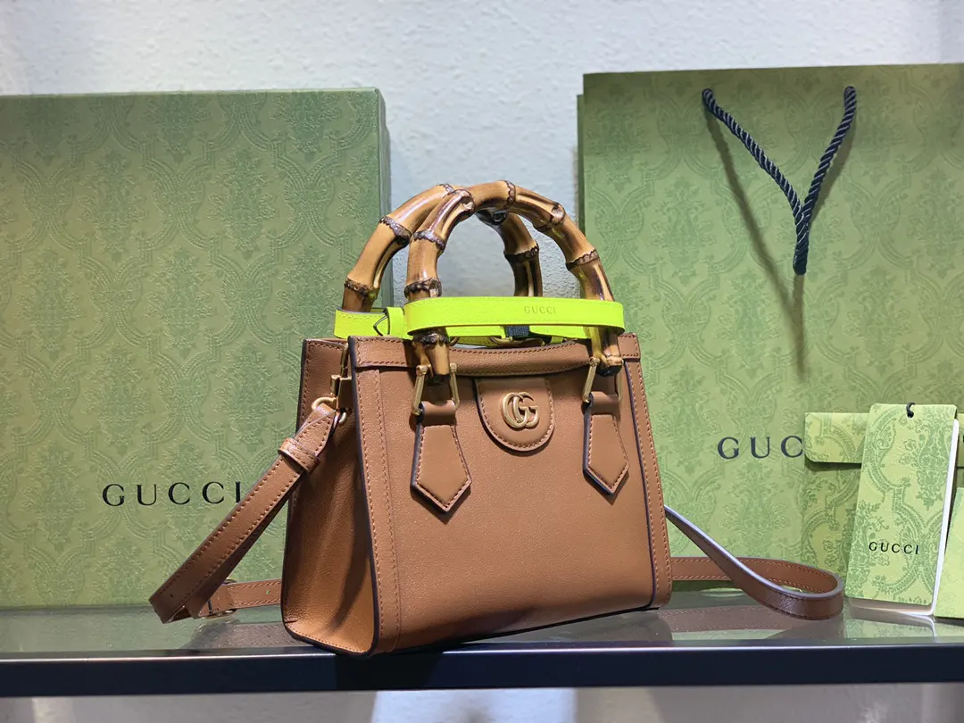 Gucci 麂皮 Diana竹节迷你托特包 材 大容量托特款
