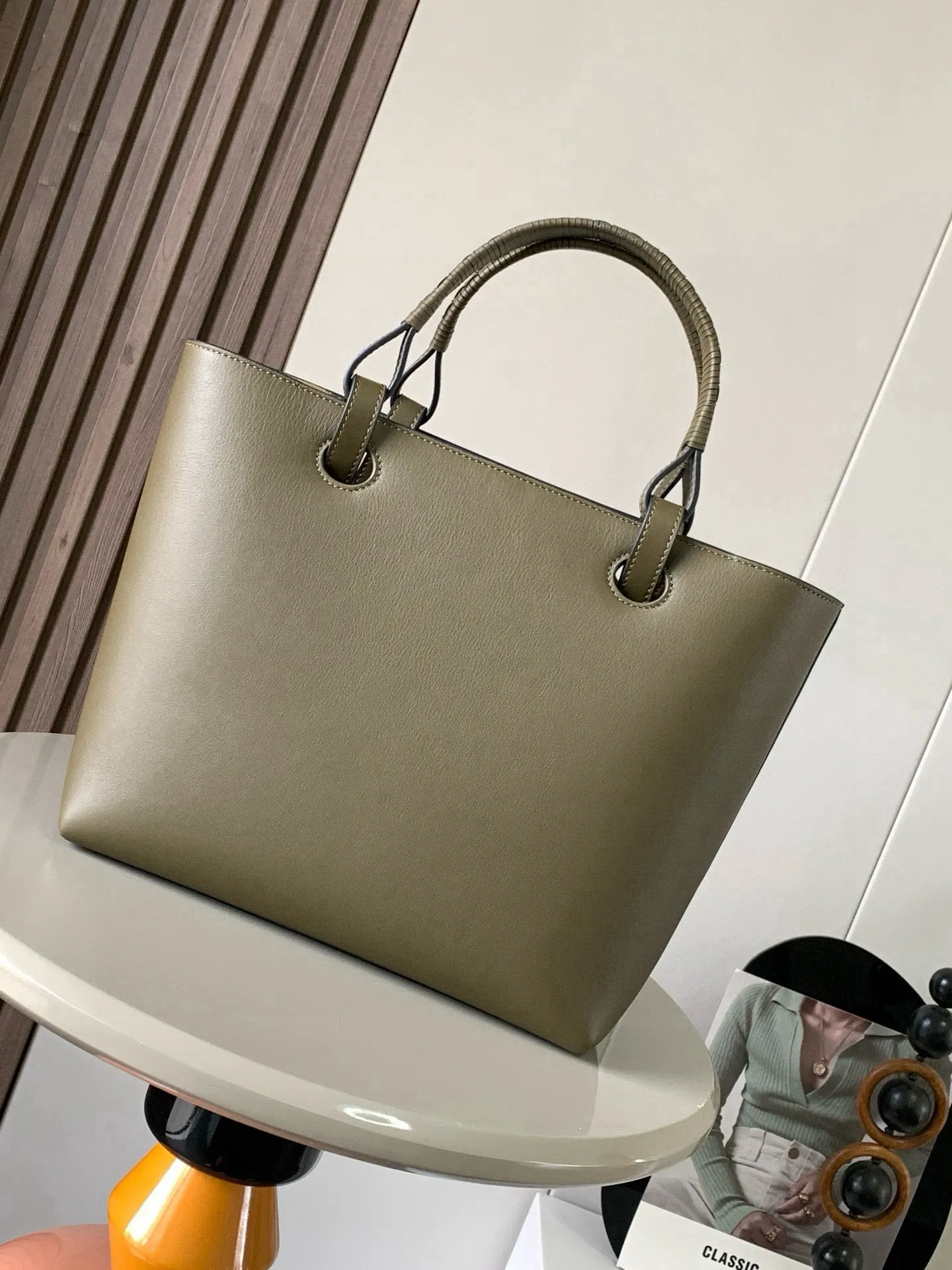 卡其 牛皮 中号牛皮革 Anagram Tote 手袋亚麻布拼接 托特包 大容量托特款
