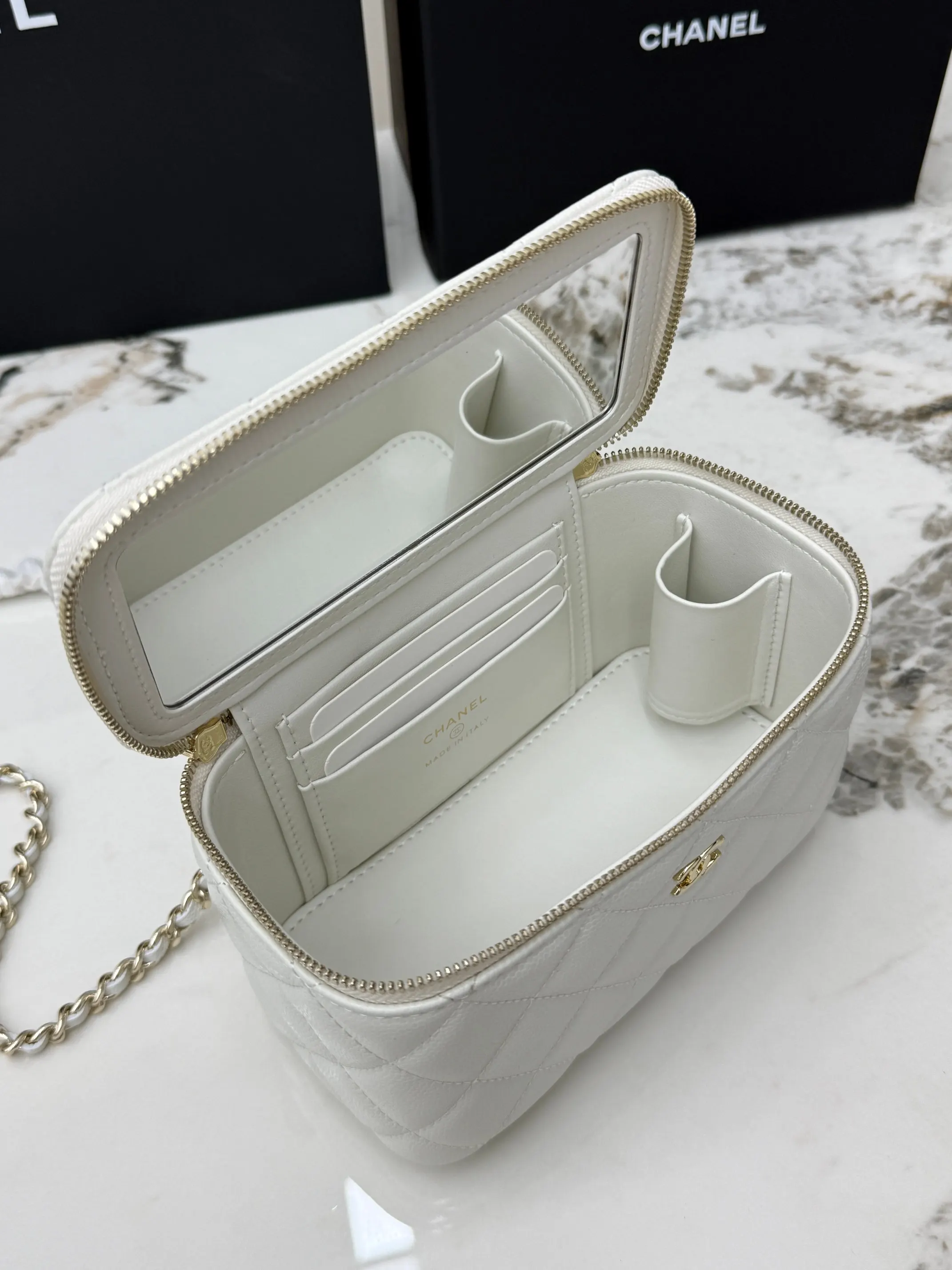 Chanel Gold Chain Bag Leather