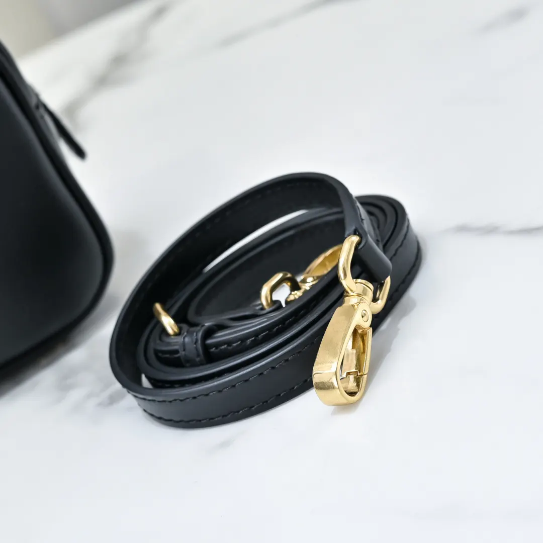 Black Top Handle Bag Commuter Leather