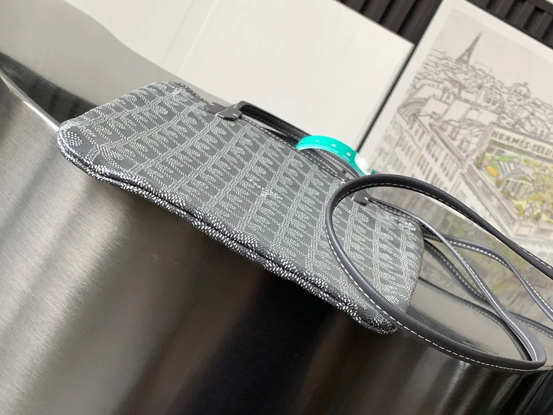 Goyard 灰色 POITIERS包是SAINT LOUIS 托特包 大容量托特款