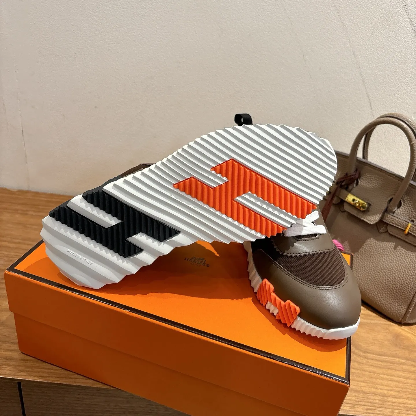 Hermès SS 运动鞋
