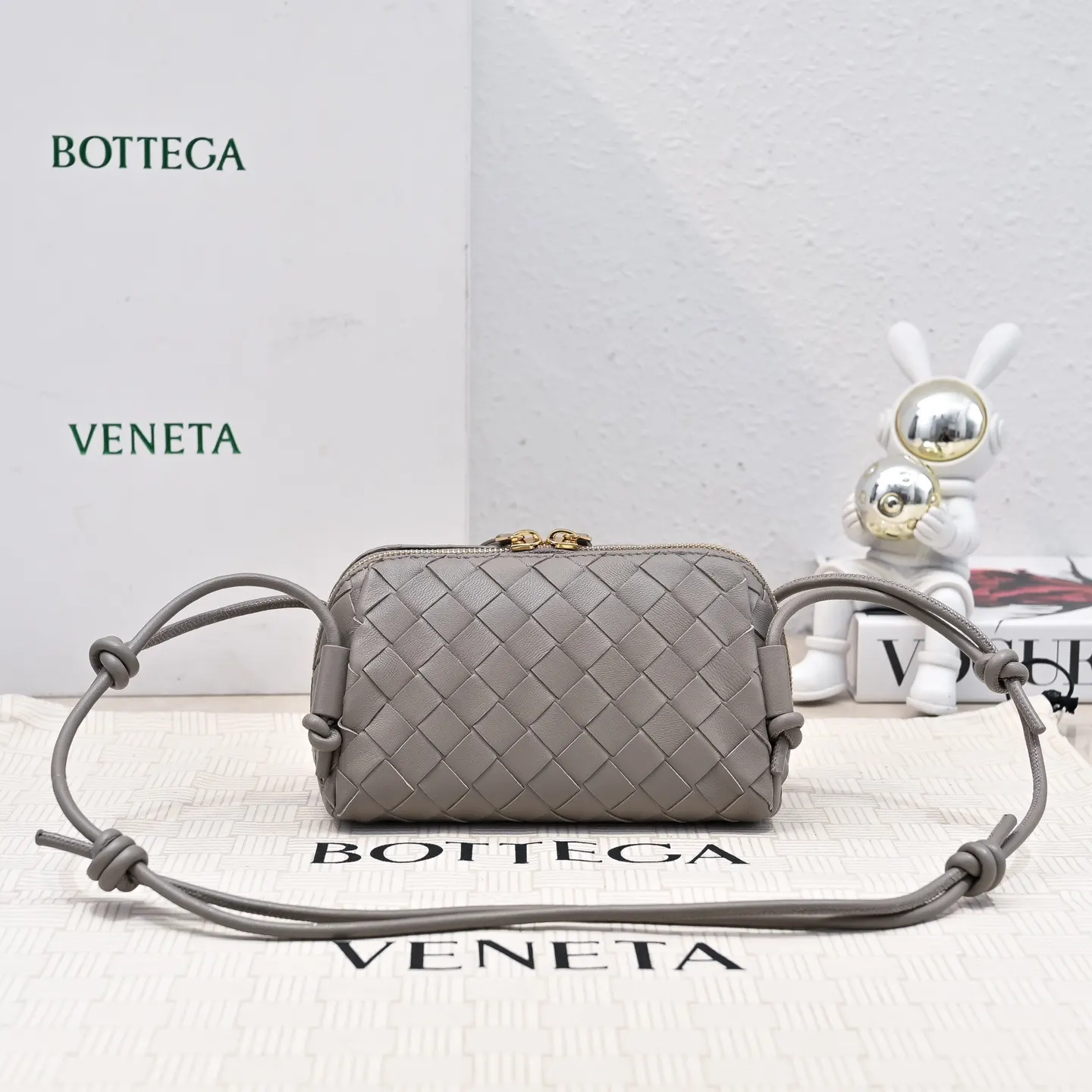 Bottega Veneta 腋下包 复古腋下背款