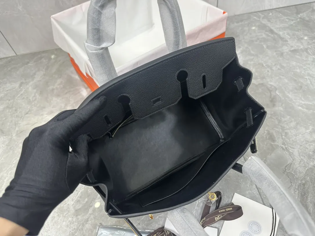 Hermès 供你选择 荔枝纹牛皮 手提包