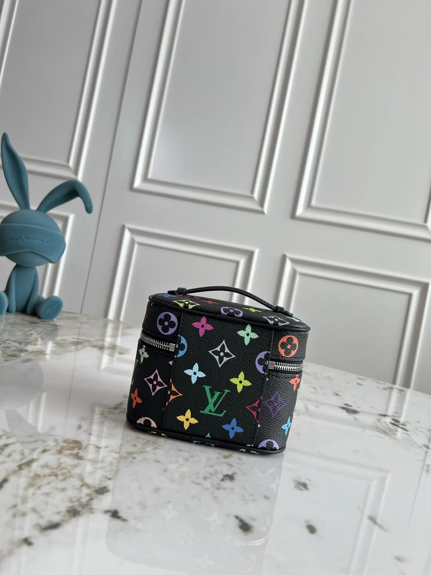 Louis Vuitton Cosmetic Pouch Canvas