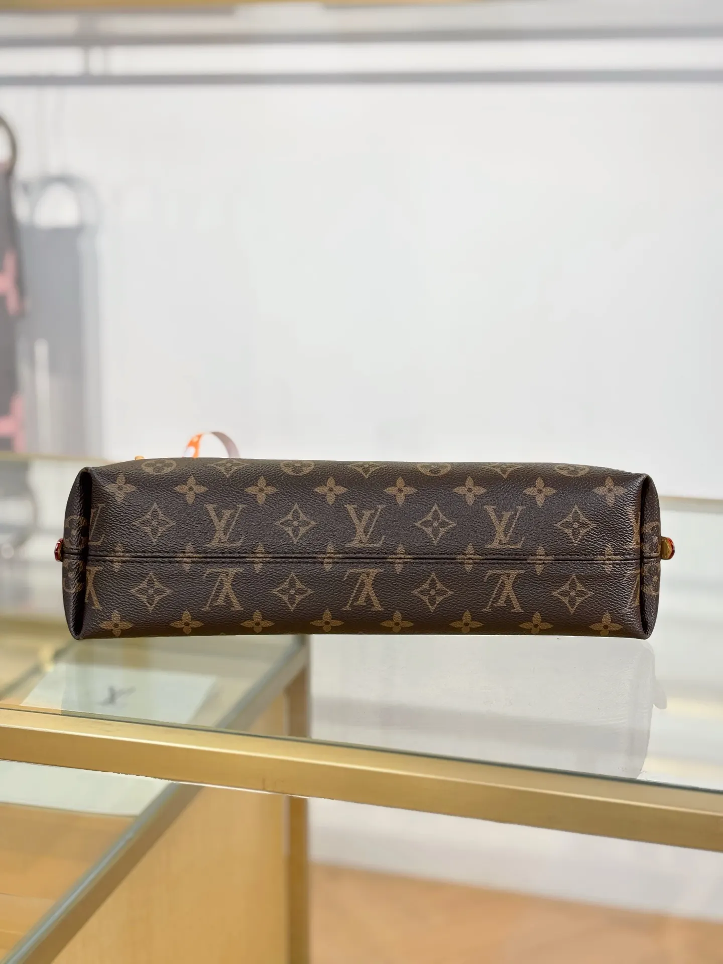 CarryAll 老花 EAST 腋下包 復古腋下背款