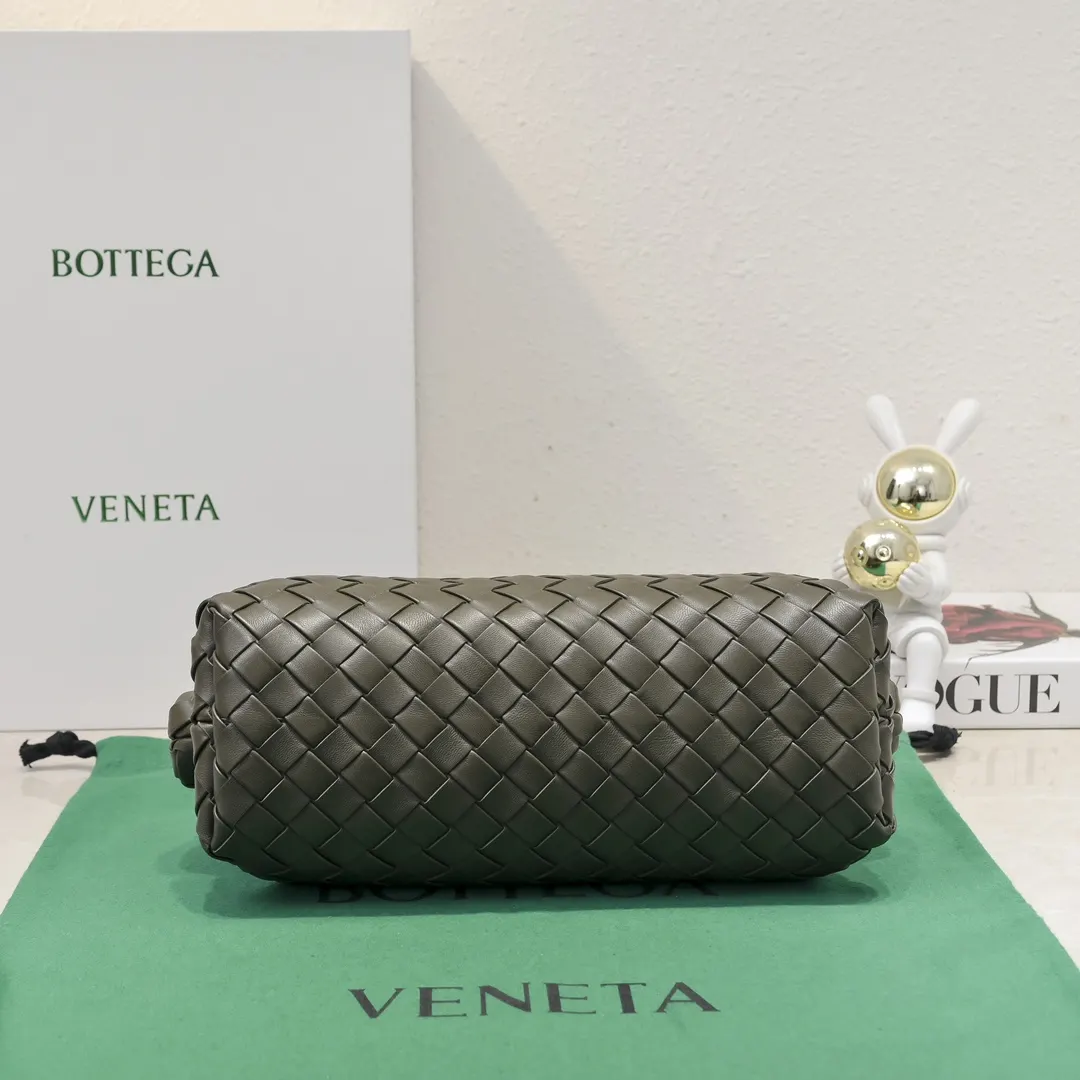 Bottega Veneta 羊皮 鏈條包 精致鏈條款