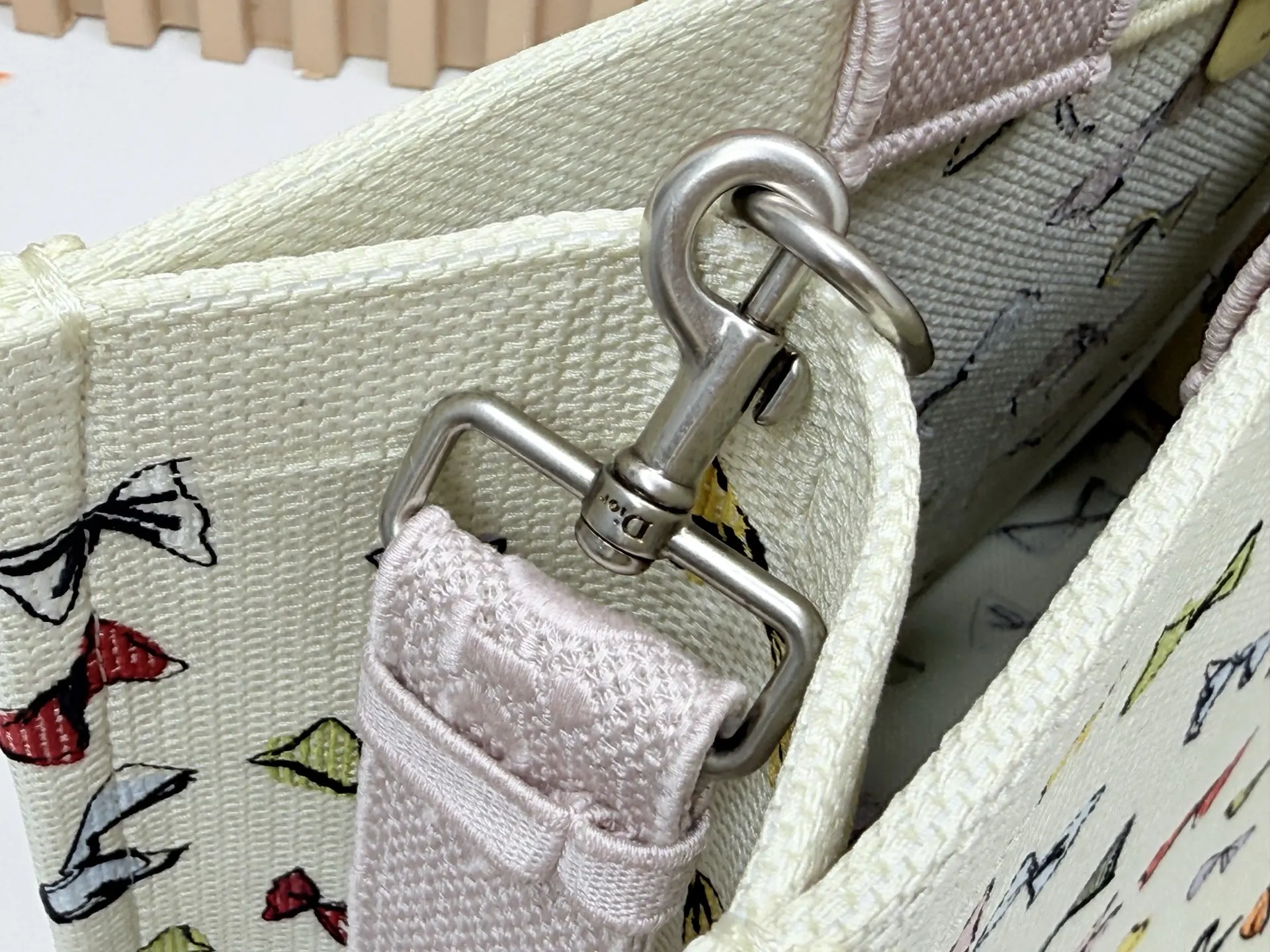 Dior Book Tote 托特包 大容量托特款