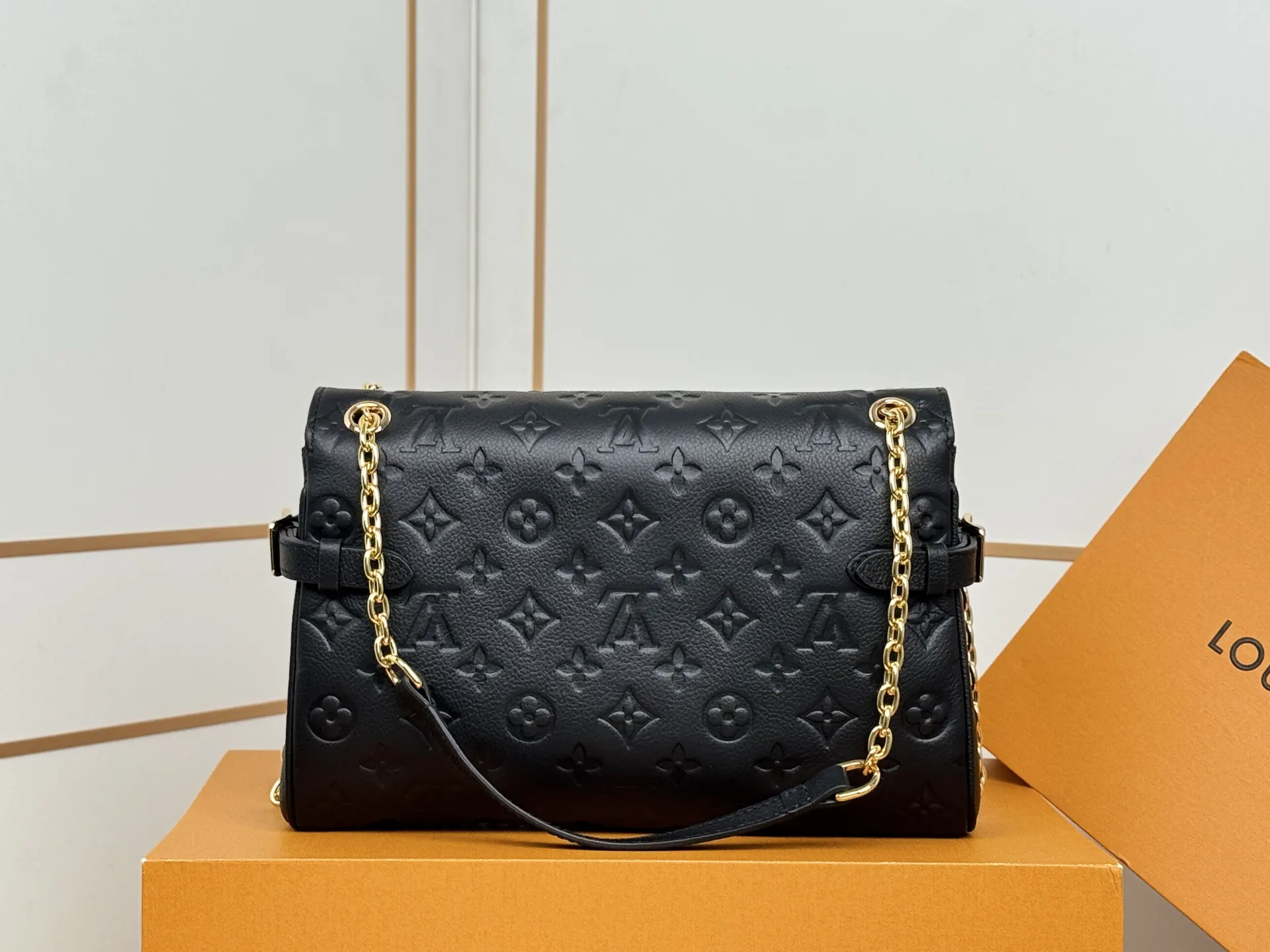 Chain Bag