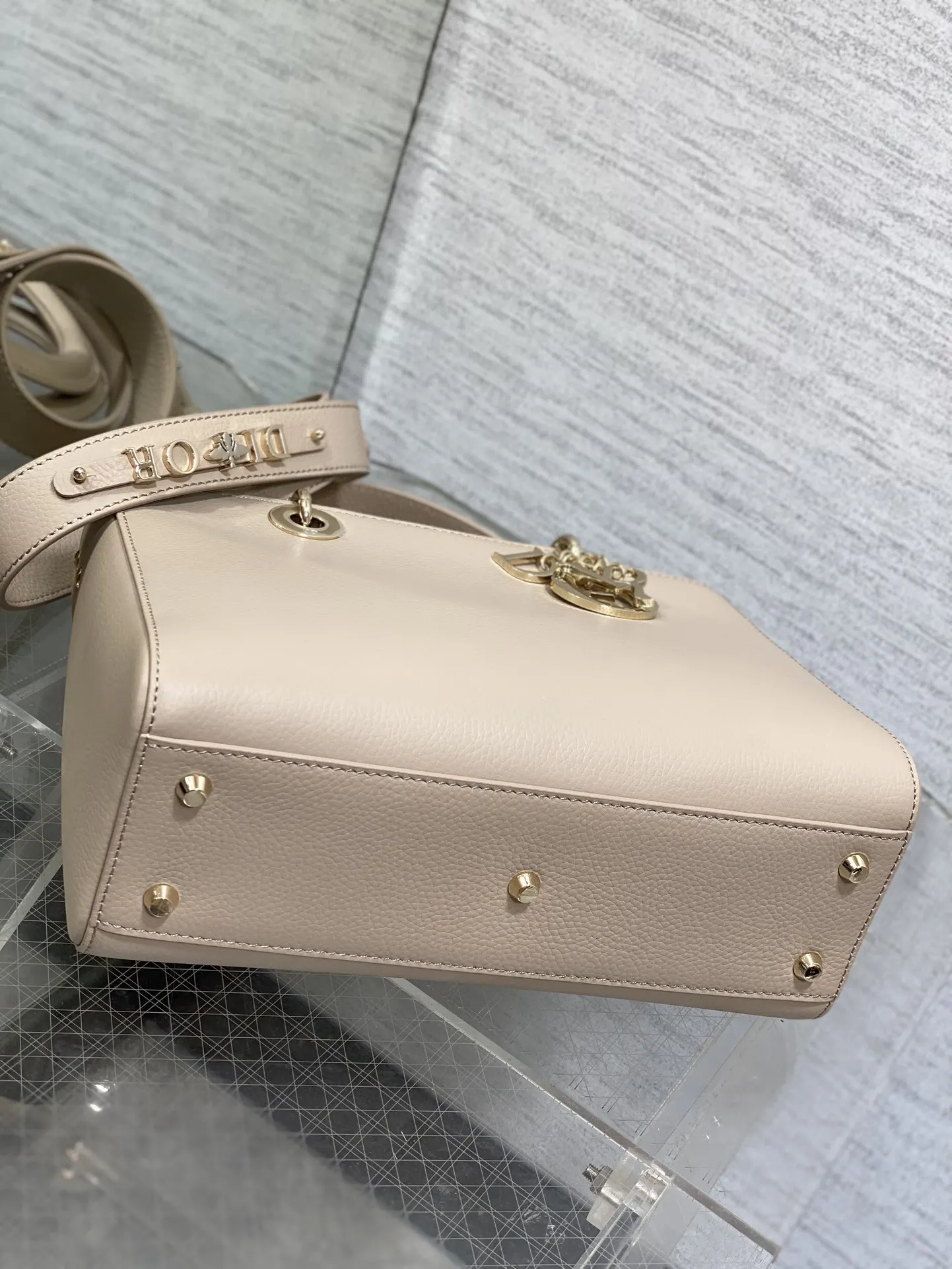 Dior 黑色 牛皮 进口 牛皮横款戴妃包 Lady 手提包 通勤手提款