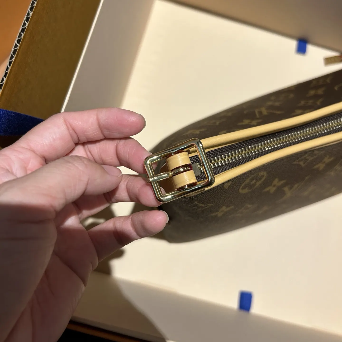 CarryAll 水桶包 休闲水桶款