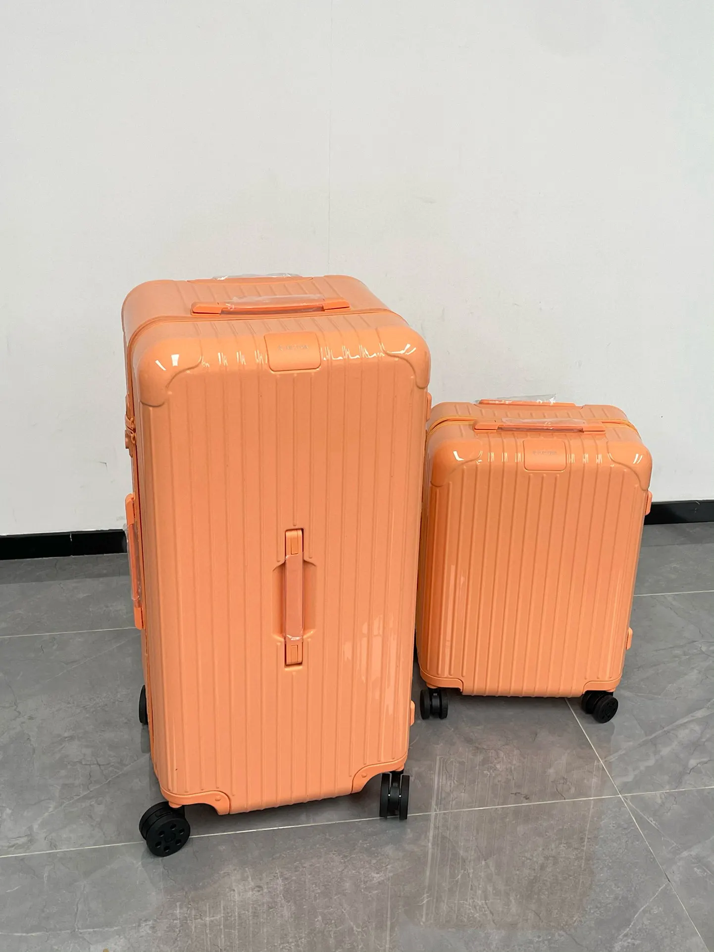 橙色 假日橙色 行李箱 旅行拉杆款 轻便出行款