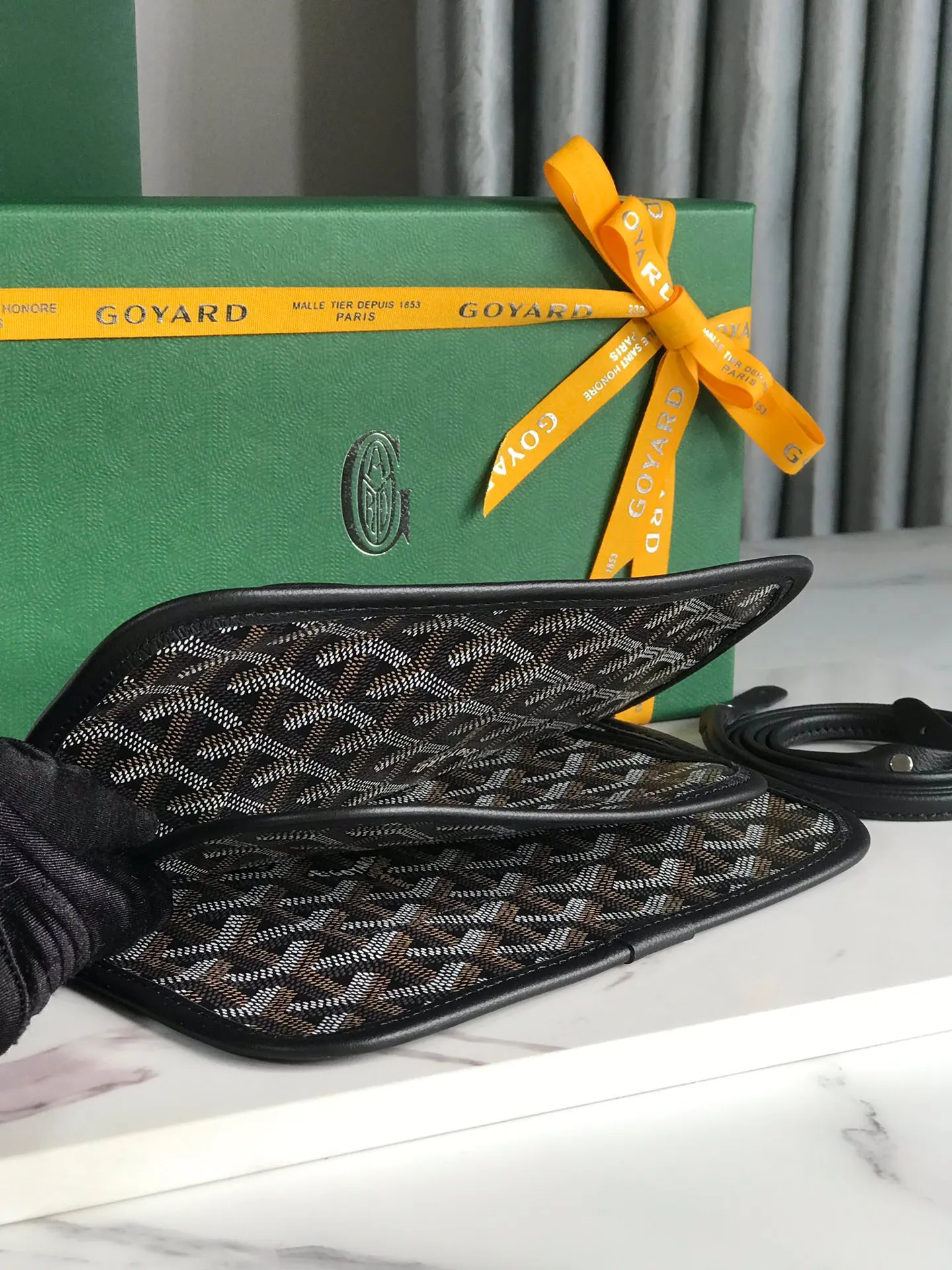 Goyard ♛ 戈雅 三层包 手拿包 精致手拿款