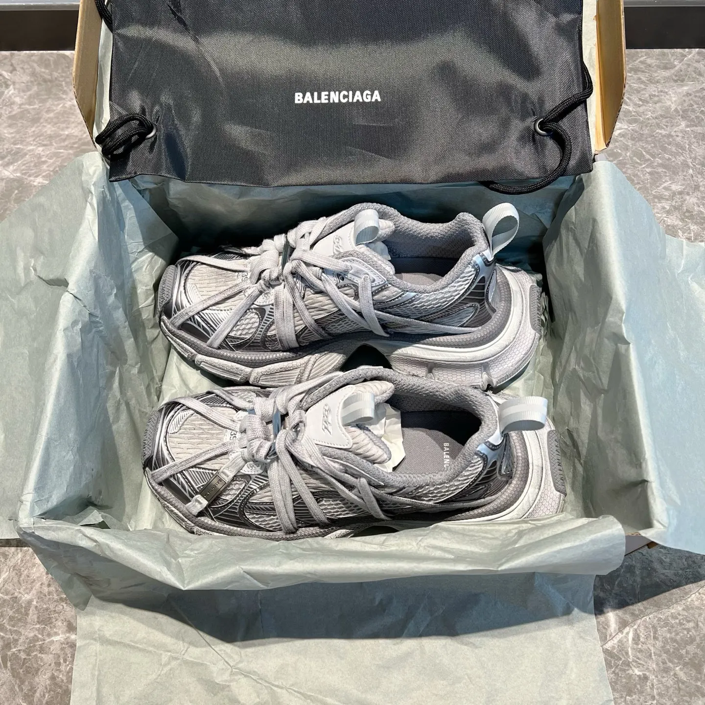 Balenciaga 银色 厚底 运动鞋