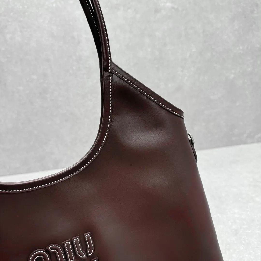 Miu Hobo 托特包 大容量托特款