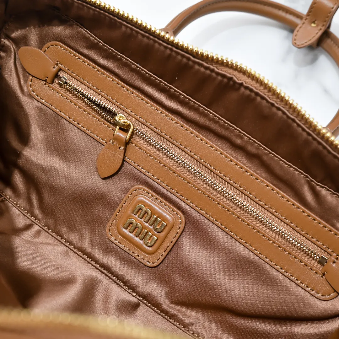 Top Handle Bag Commuter Leather