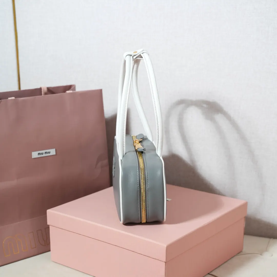 Miu 小牛皮 手提包 通勤手提款