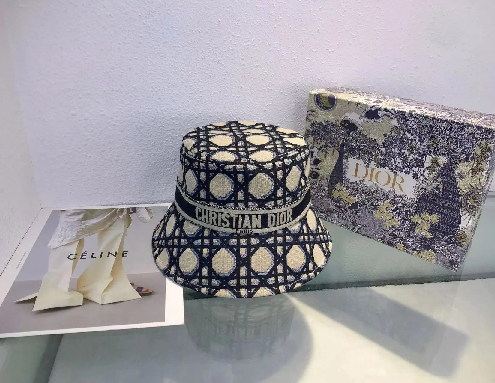 Dior Fashion Item Casual